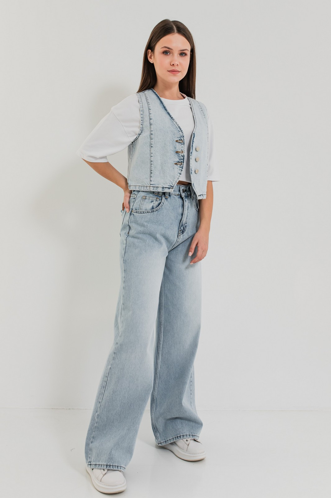 Vest Nona, photo №2
